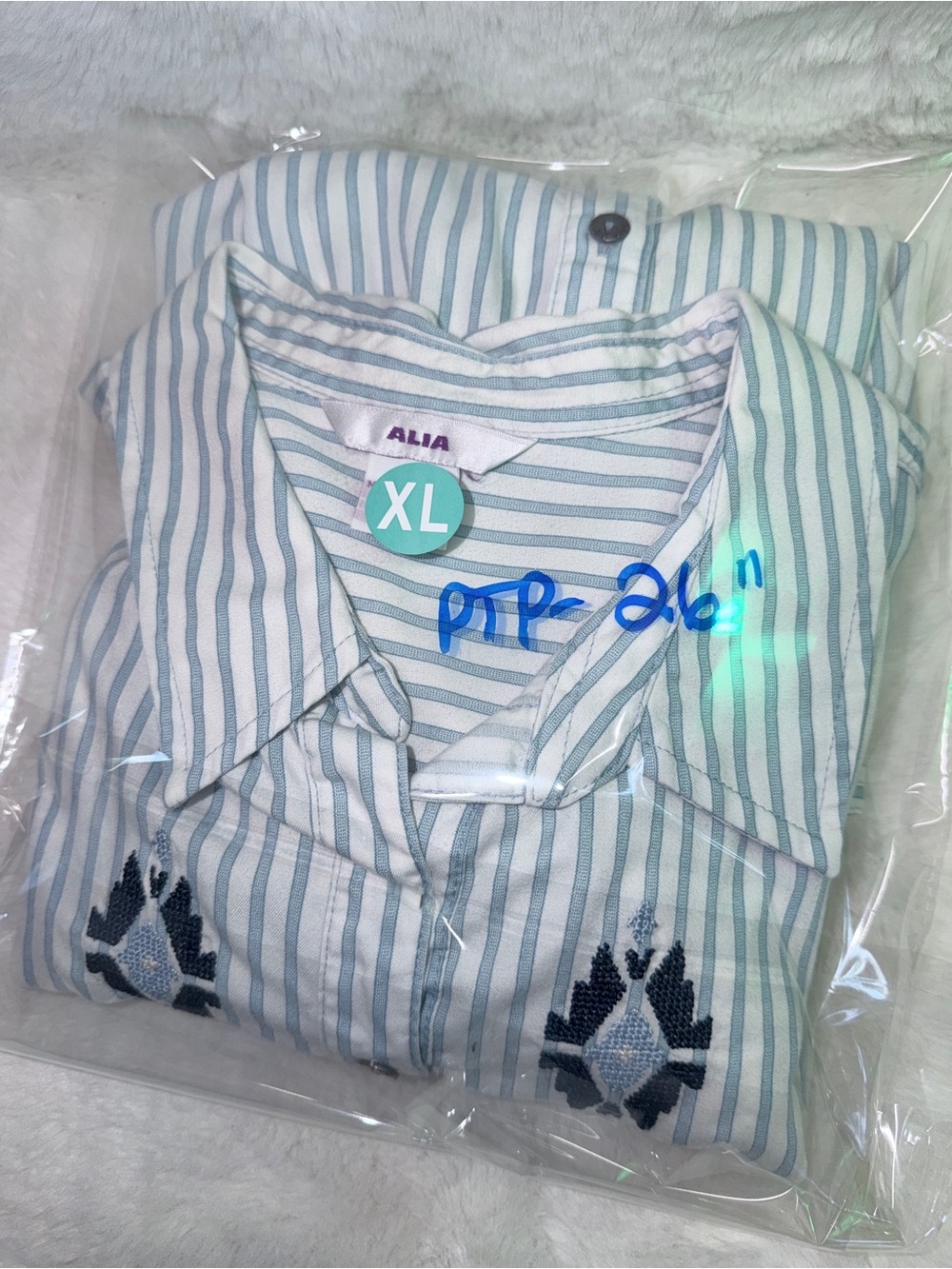 Super Soft White & Blue Striped Lyocell Button-Up Shirt with Navy Embroidery 🛳️ - Picture 5 of 7